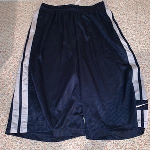 NWOT Men’s XL Nike Athletic Shorts